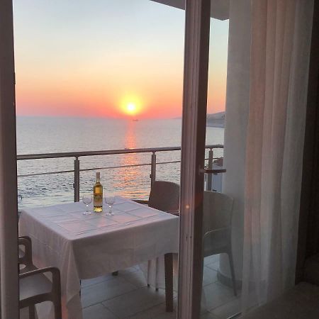 סרנדה Sunset Apartment מראה חיצוני תמונה